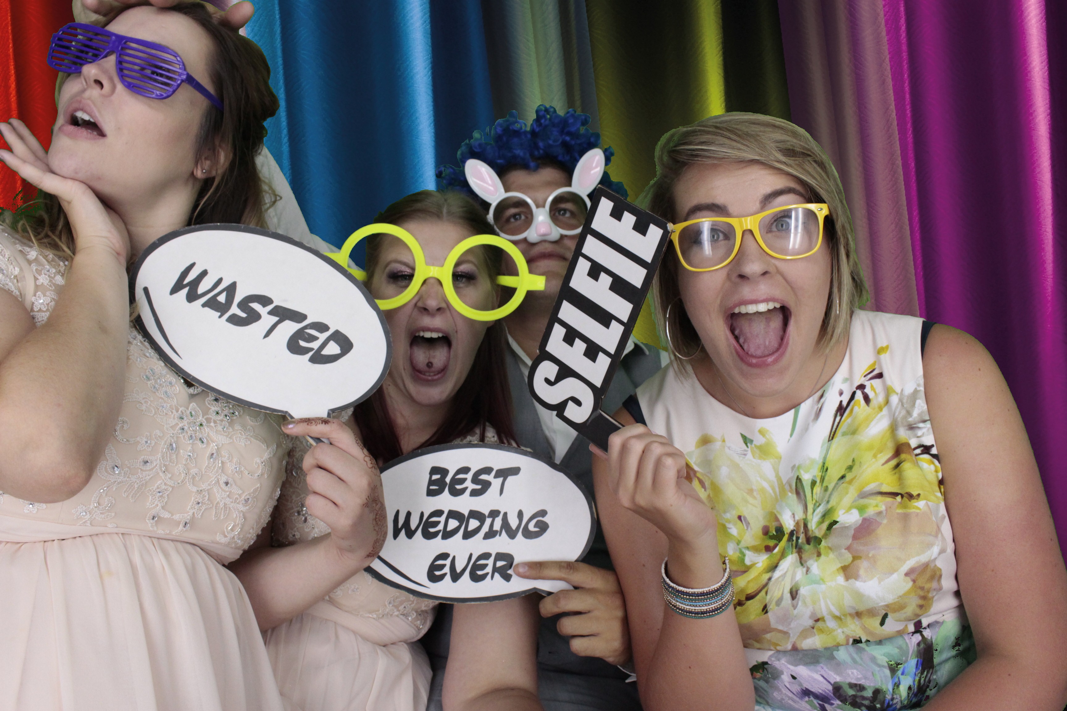 Bhavin & Yasmin’s Wedding | View more photos from the event at gallery.myphotoboothexperience.co.uk/u/MyPhotoBoothExperienceLtd/Bhavin-Yasmin’s-Wedding